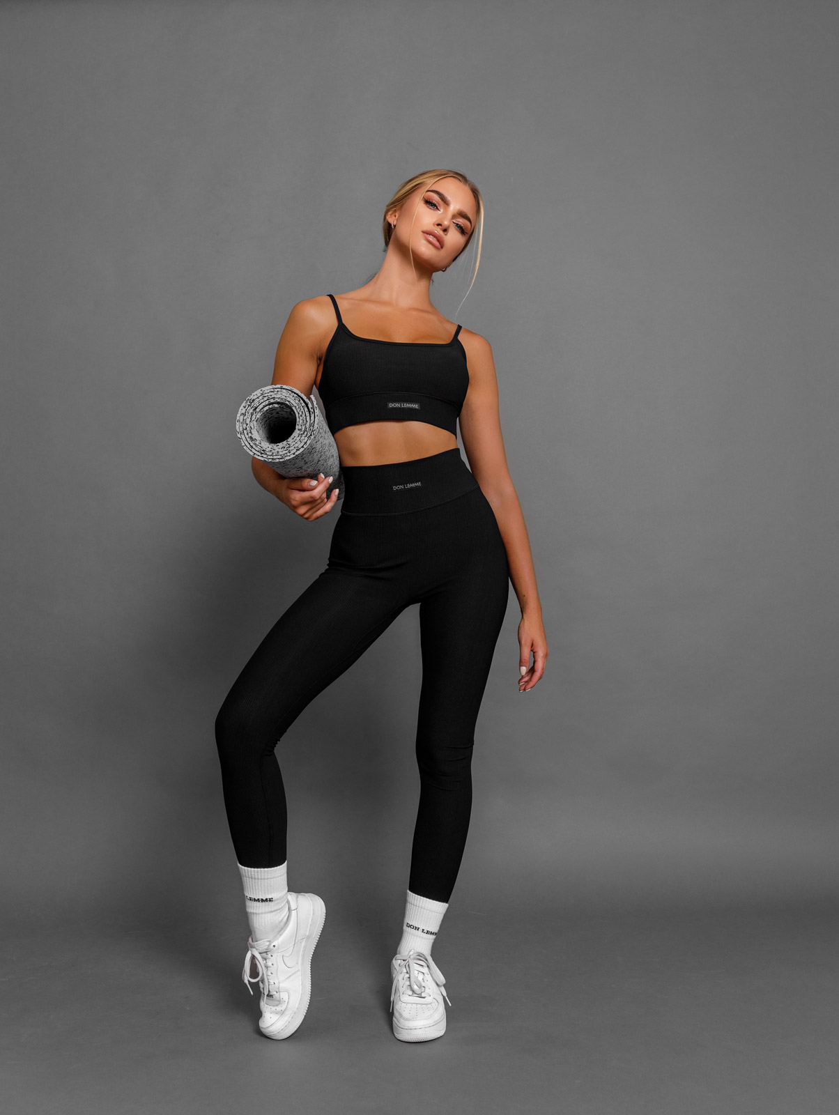 Karol�na Syro�ukov�