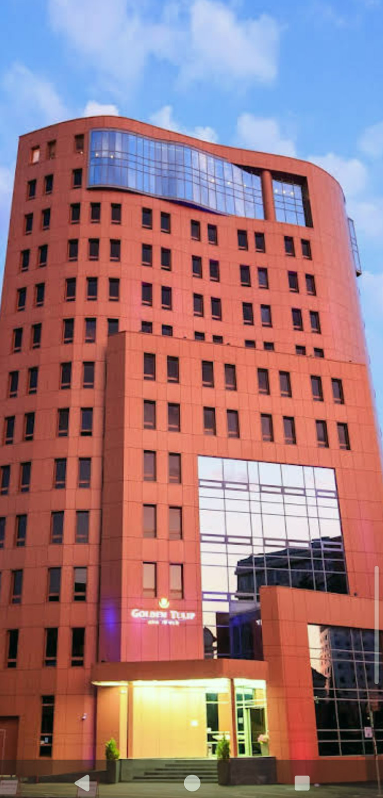 Golden Tulip Ana Tower v rumunsk�m Sibiu