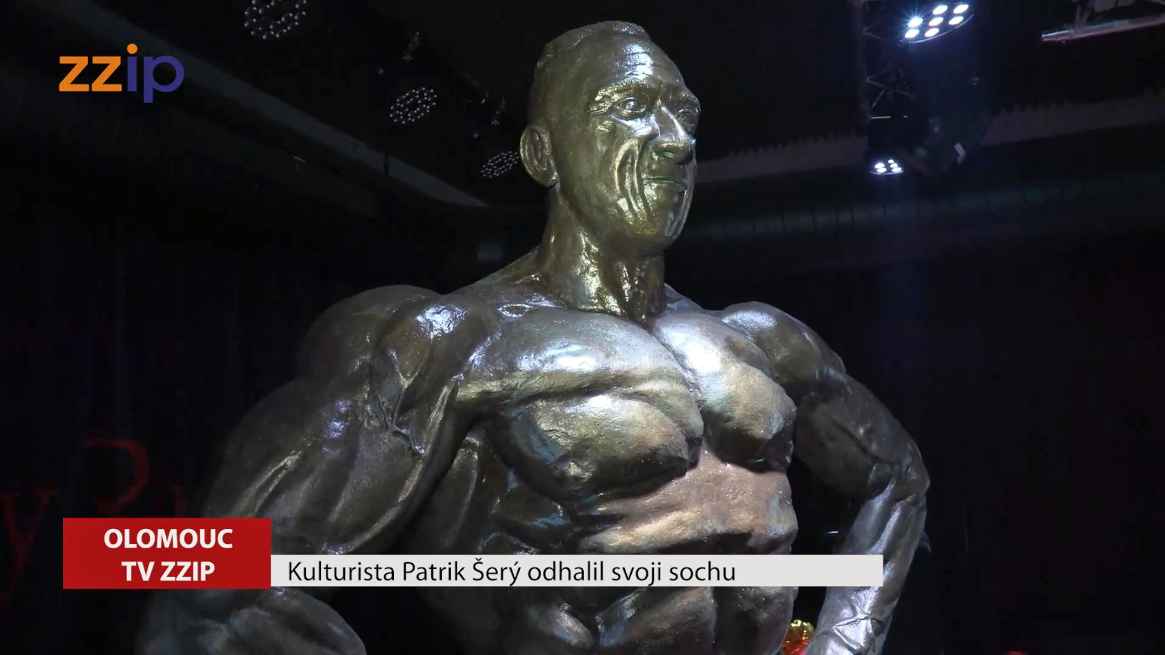 Patrik �er� odhalil vlastn� sochu v �ivotn� velikosti