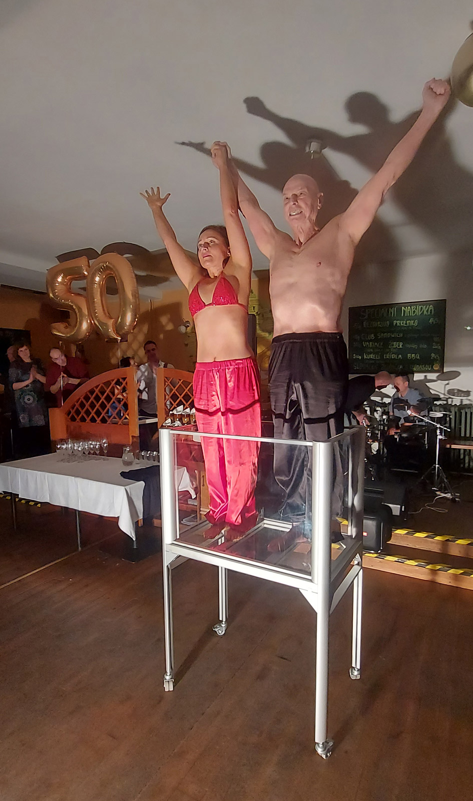 Bob Div�lek - vystoupen� Elastic Show s partnerkou
