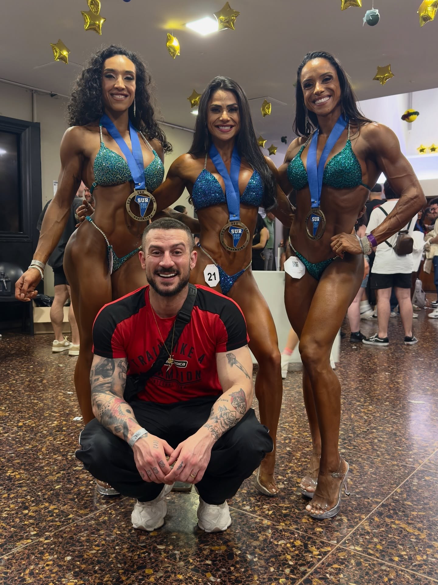 Martina Lescano, Nivea Campos, Greice Barboza Fornazin�