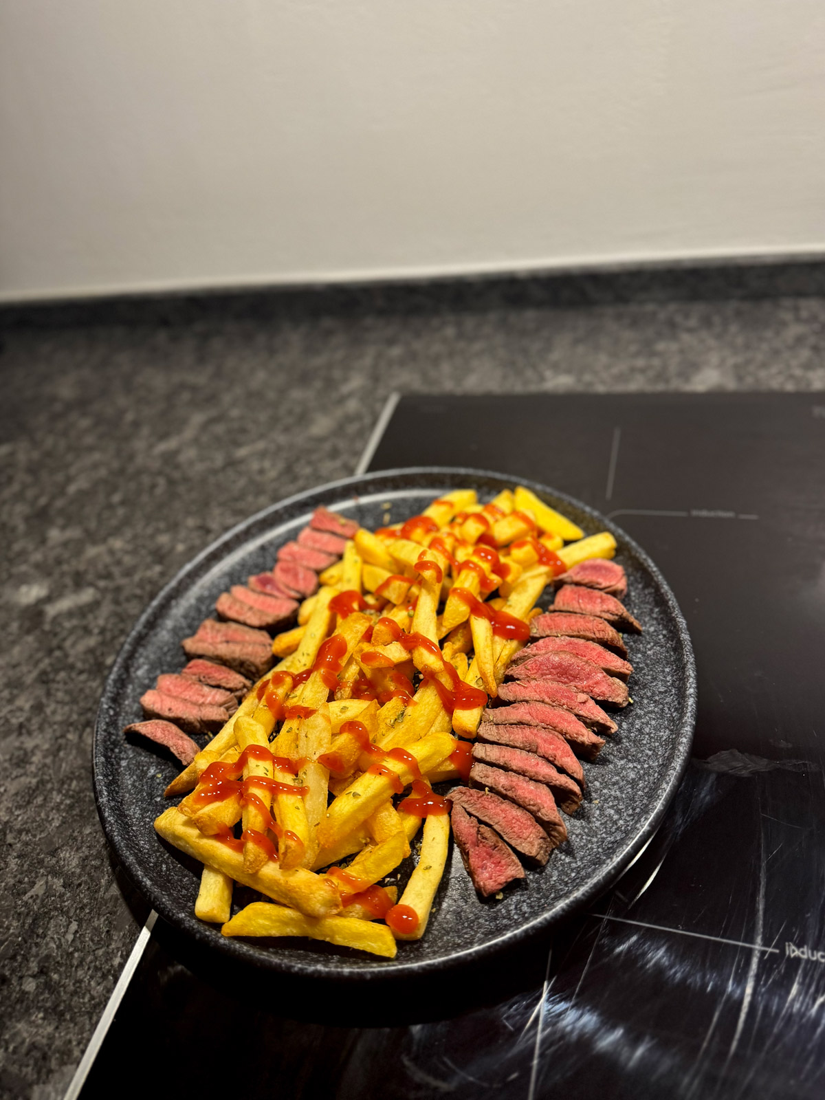 V�era jsem jedl� �an �erni�, kulturista (5115 kcal)