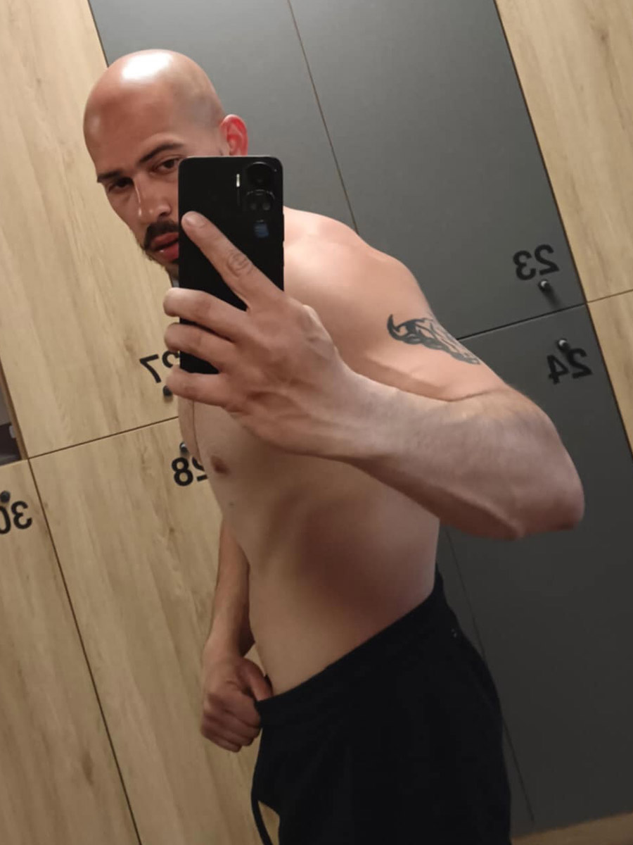 Miroslav Hus�k