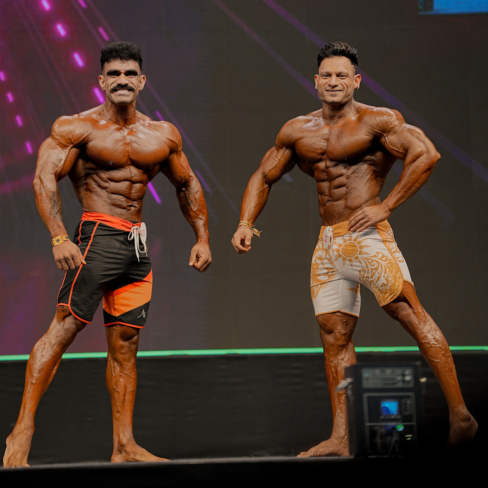 Ravi Pawar, Manoj Patil�