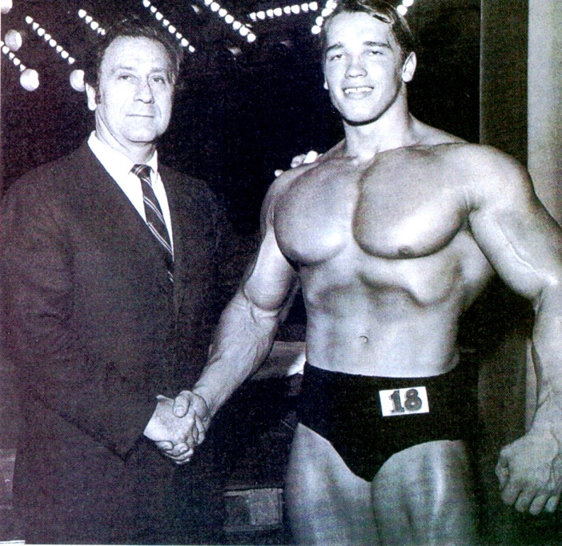 Joe Weider a Arnold Schwarzenegger (1968)