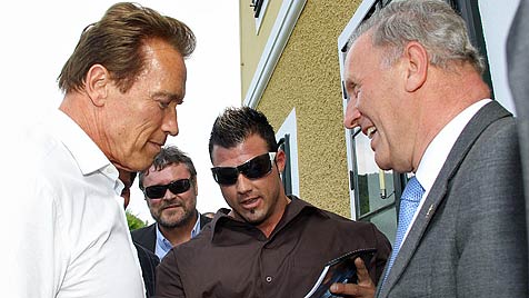 Arnold a Tony Breznik